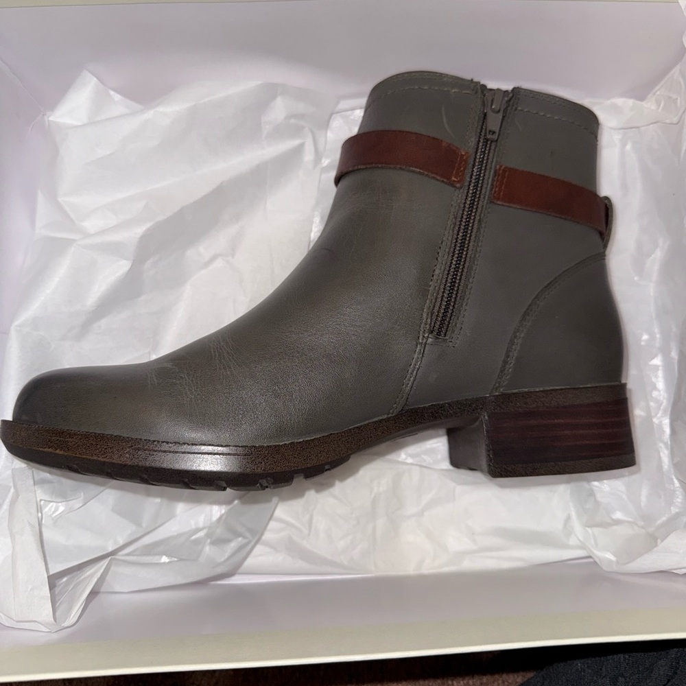Women’s Rockport Copley Strap Waterproof Leather Boots, Size 9M